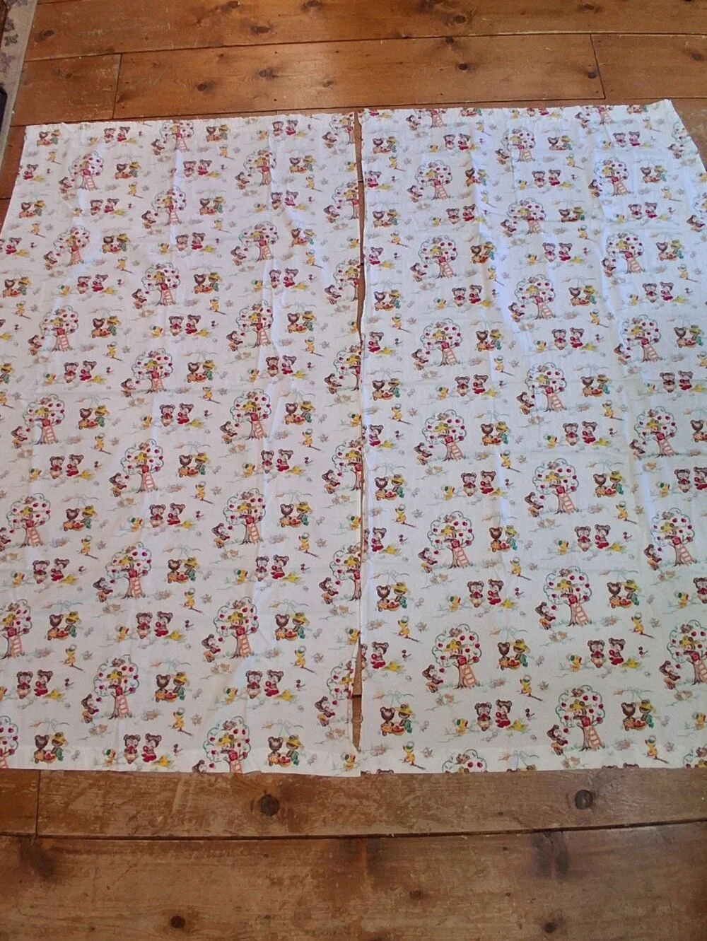 Vintage Childs Curtains With Adorable Bears Picking Apples.